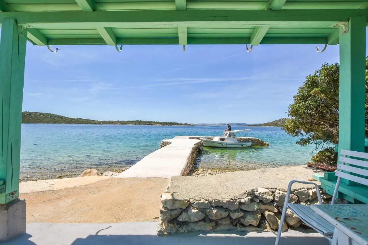 House Oliva Villa Tkon 0*,  Kroatië