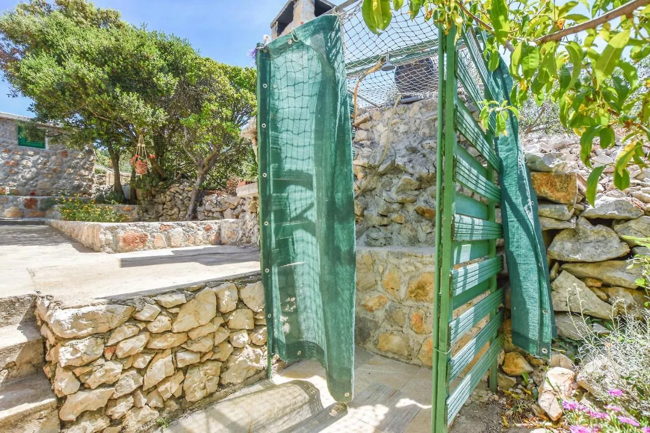 House Oliva Villa Tkon Kroatië